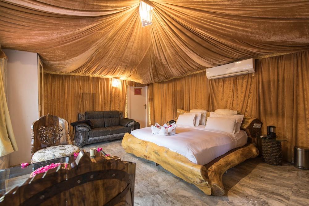 Lohagarh Fort Resort Kukas Exteriér fotografie